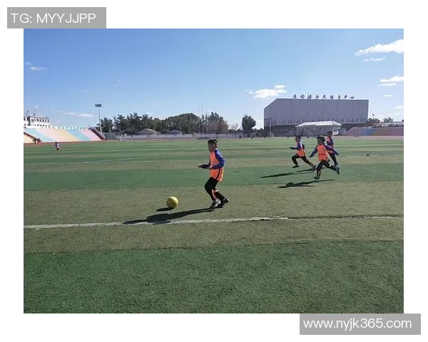 从默默无闻到闪耀绿茵场 聚焦一位足球小将的崛起之路 从默默无闻到闪耀绿茵场 聚焦一位足球小将的崛起之路