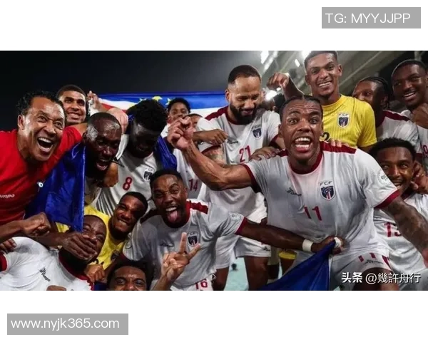 劣迹球星再度引发争议足球场内外行为引社会广泛关注