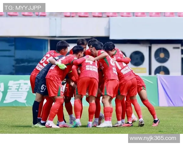 足球巨星助力河南足球发展 打造体育强省新篇章 足球巨星助力河南足球发展 打造体育强省新篇章