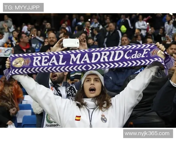 最具魅力的女球迷心目中的足球超级巨星照片合集 最具魅力的女球迷心目中的足球超级巨星照片合集